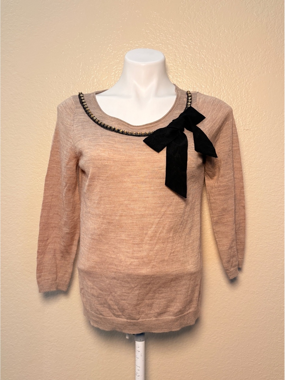 Y2K Ann Taylor LOFT Beige Sweater with Black Bow Beaded Neckline #11